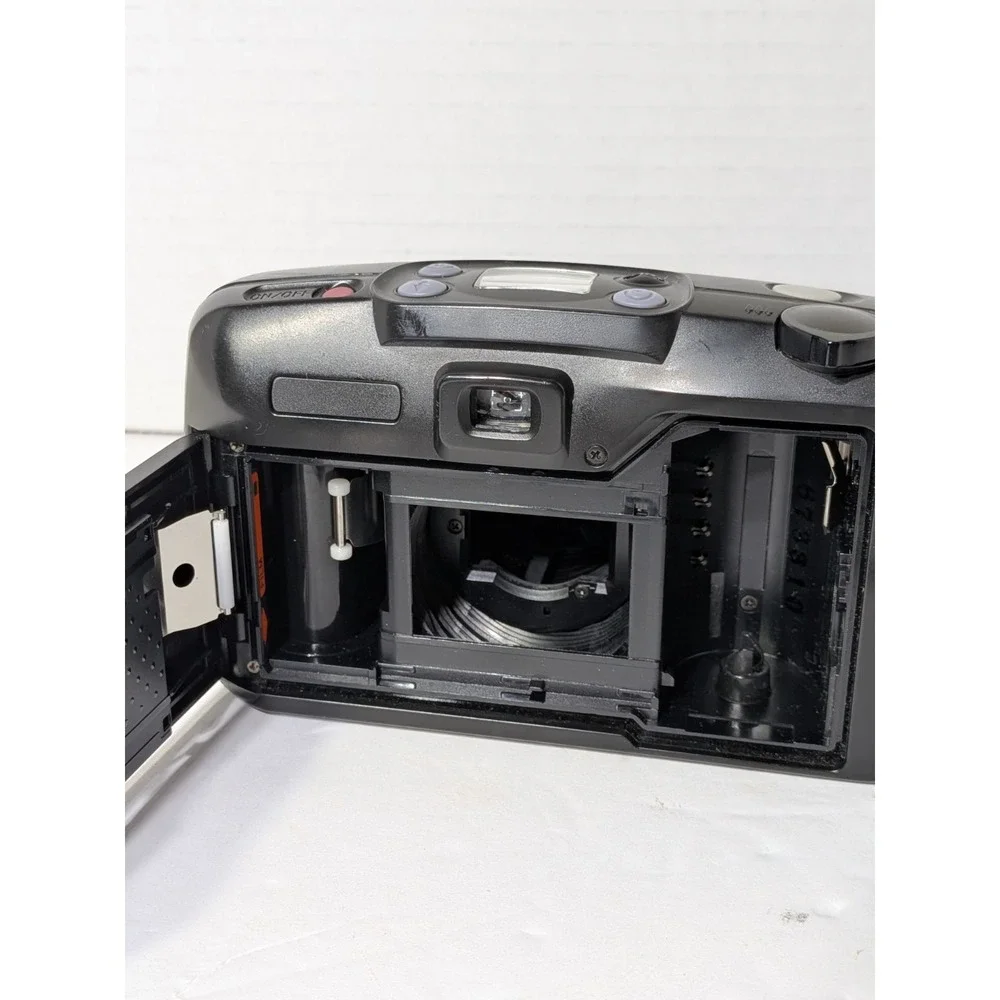 Pentax IQZoom EZY 35mm Film Point and Shoot Camera Tested Exc.